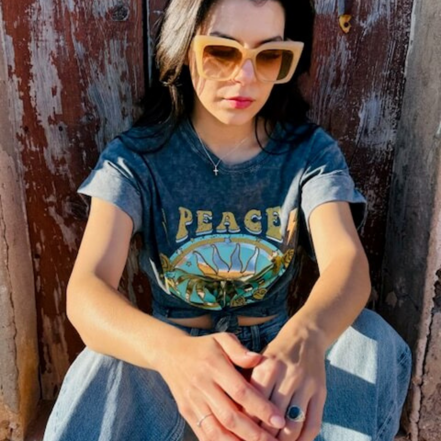 PEACE & LOVE TEE